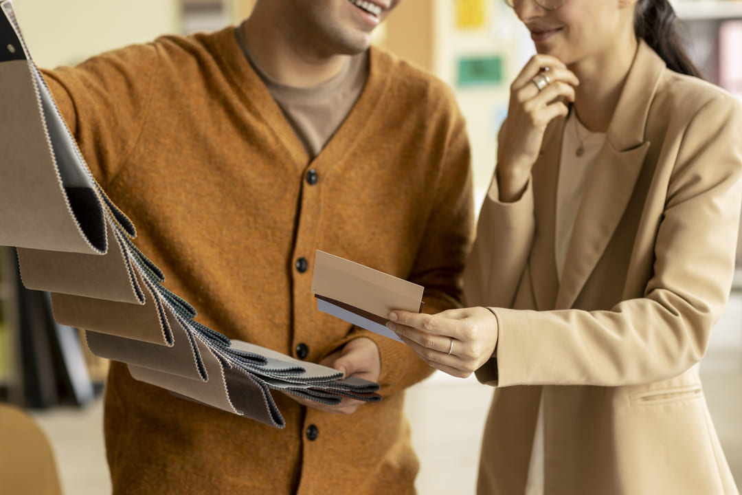 ClienteEscuchandoExplicacion Cliente escuchando la explicación